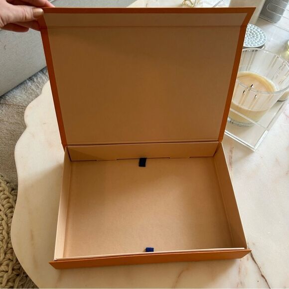 Louis Vuitton Gift Box - Picture 3 of 7